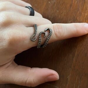 Octopus ring
